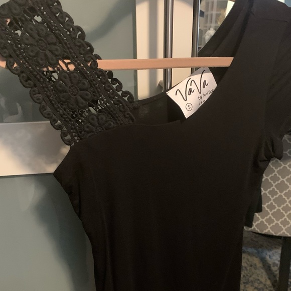 🎁Va Va By Joy Han Black shirt short sleeve, size Small - Picture 4 of 9